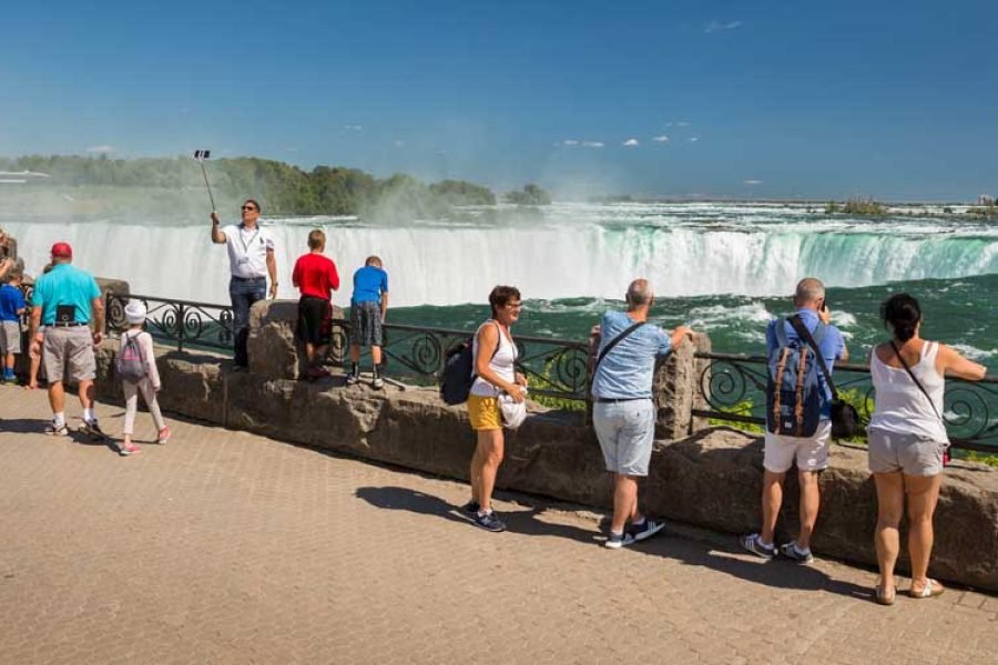 Niagara Falls Small Group Custom Tour (1–6 People)